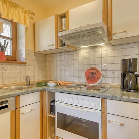 Apartment In Mit Suedbalkon *